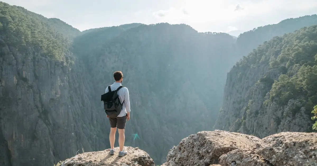 5 astuces indispensables pour réussir vos expéditions en pleine nature