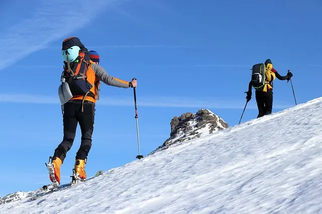 Les 10 accessoires incontournables pour vos expéditions nature